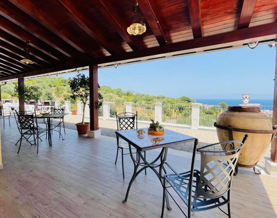 Agriturismo Bella Vista - Da Carmelo Santa Teresa Di Riva Bagian luar foto
